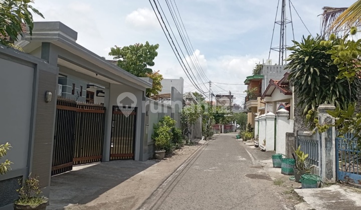 Rumah Bagus Furnished Siap Pakai Di Sumber Solo 2