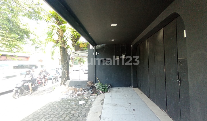 Strategic Ready-to-Use Shop House in Mangkubumen, Solo 2