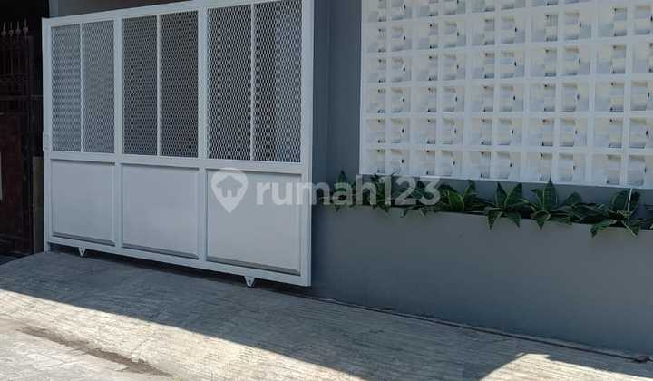 Rumah Bagus Siap Pakai di Gedangan Solobaru Solo