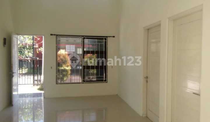 Rumah Bagus Strategis Siap Pakai di Baturan Colomadu Solo 2