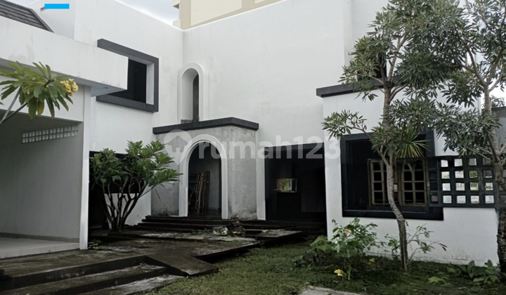 Good Strategic House & Shop House in Kadipiro, Banjarsari, Solo 2