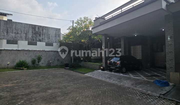 Rumah Mewah Strategis Siap Pakai Di Gentan Solo