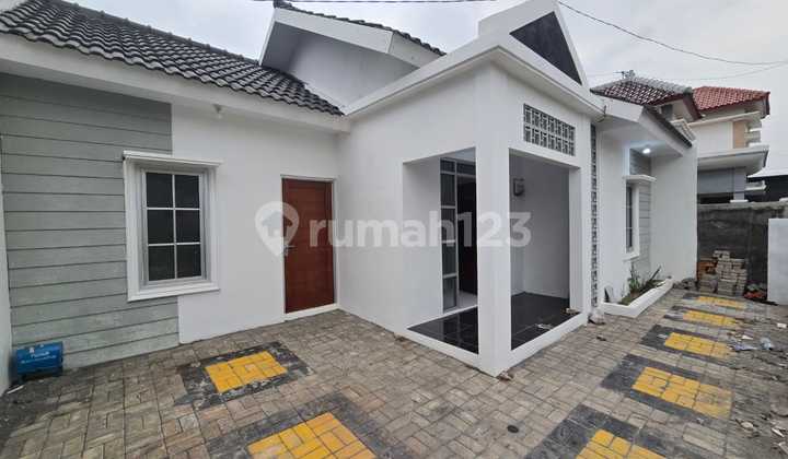 Rumah Bagus Dkt Uns Di Palur Aolo 2