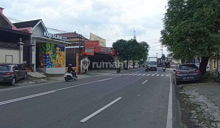 Rumah Semi Furnished 2lantai Strategis Siap Pakai Di Laweyan Solo 2