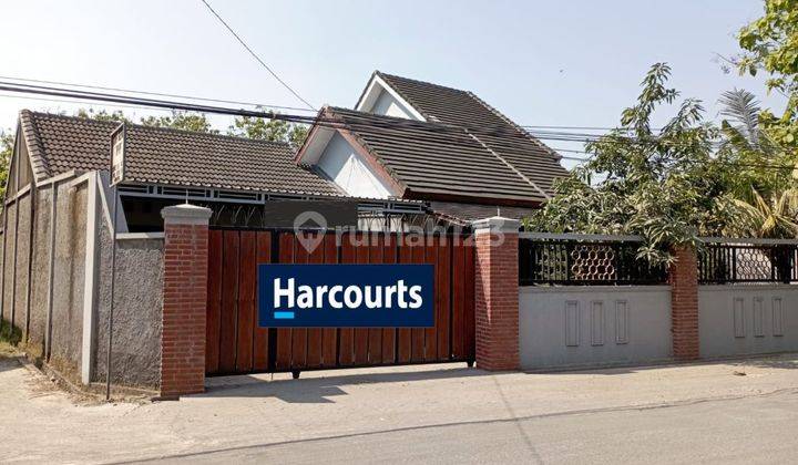 Rumah Hook Etnik Bagus Siap Pakai Di Colomadu Solo  1