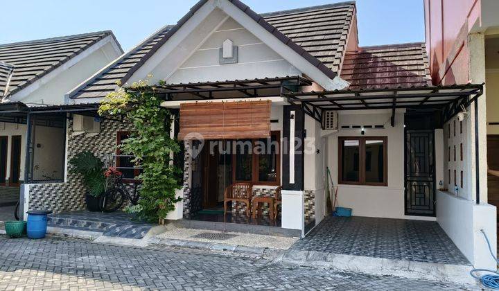 Rumah Bagus Siap Pakai  Di Colomadu Solo  1