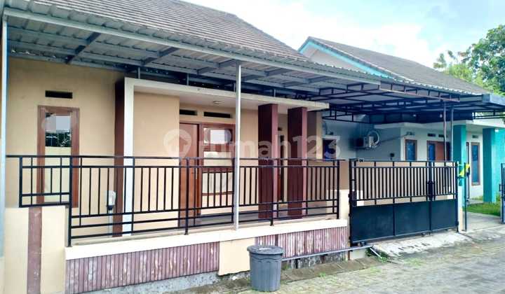 Rumah Cluster Bagus Strategis Siap Pakai Di Colomadu Solo 2