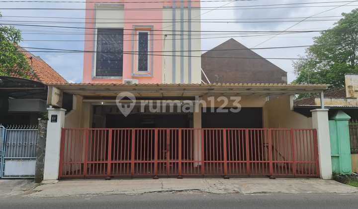 Commercial Space/Strategic Business Location in Laweyan Solo Commercial Space/Strategic Business Location in Laweyan Solo