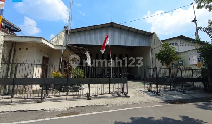 Strategic Warehouse Ready to Use in Gatak Solo