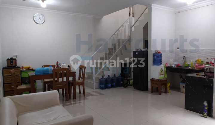 Rumah Bagus 2lantai Siap Pakai Di Solobaru Solo 2