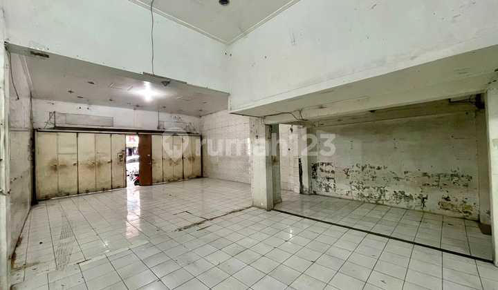 Strategic Good Shop House in Laweyan Solo Strategic Good Shop House in Laweyan Solo