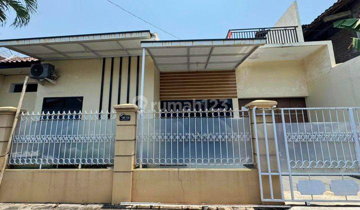 Rumah Bagus Siap Pakai Di Baturan Colomadu Solo 1