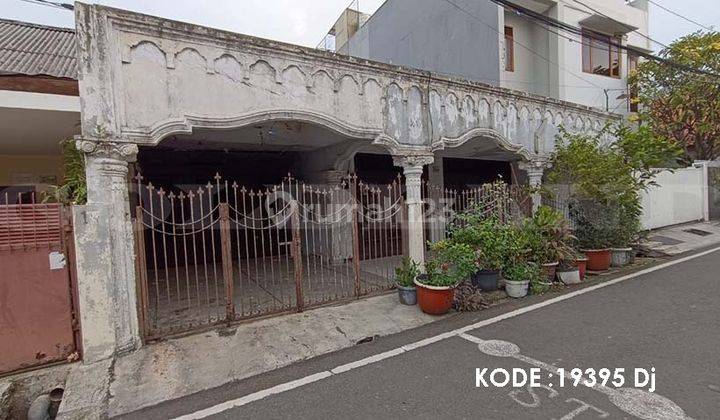  Rumah Tua Dijual Cideng, Luas 242 Meter, Kode 19395 Dj 1