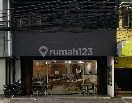 Dijual Ruko Pasar Baru, Strategis, Luas 154 Meter, Kode :21314 Wb Dijual Ruko Pasar Baru, Strategis, Luas 154 Meter, Kode :21314 Wb