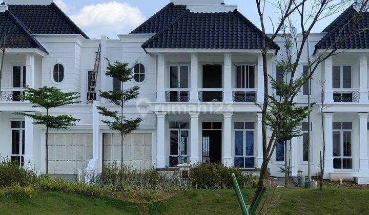 Rumah Mewah Modern Klasik 2 Lantai 5 Kamar Tidur Posisi Sudut Citraland Palembang