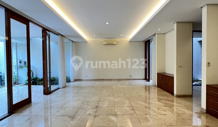 Rumah Mewah Siap Huni Lokasi Dekat Kemang Raya 2