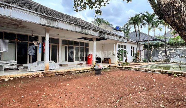 Dijual Rumah Lama Hitung Tanah Lokasi Kemang Dalam 2