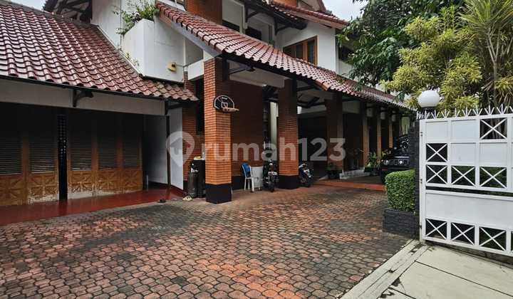 Dijual Rumah Pondok Indah Harga Dibawah NJOP Dijual Rumah Pondok Indah Harga Dibawah NJOP