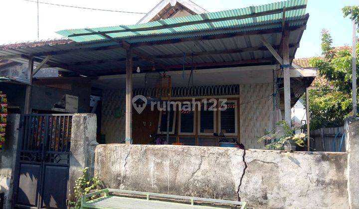 Jual Rumah Siap Huni , Strategis  1