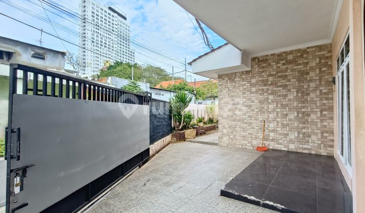 Ready-to-Occupy House, Suitable for Rental Rooms, Strategic Location, Near Javamall, Vibrant Neighborhood. 1