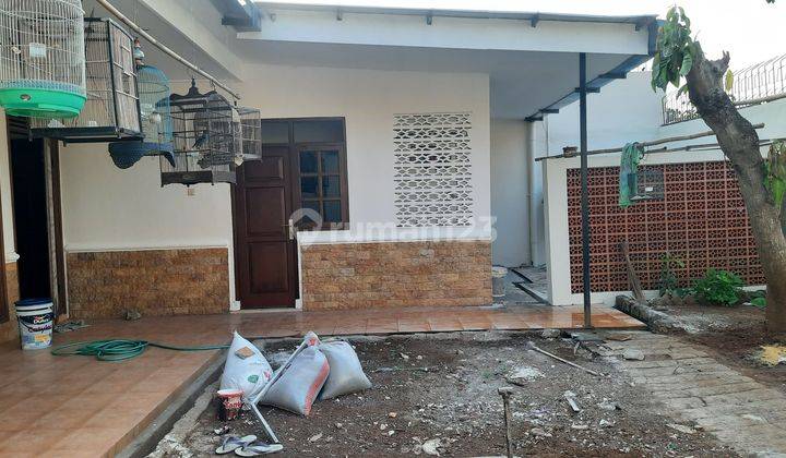 Sewa Rumah Siap Huni ,  Dekat  Rs Elisabeth ,habis Di Renovasi, Lingkungan Tenang  2