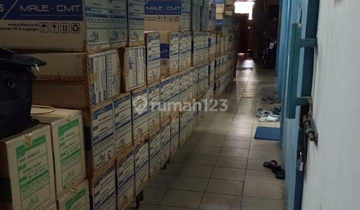 Di Sewakan Rumah + Gudang Siap Huni , Strategis 2
