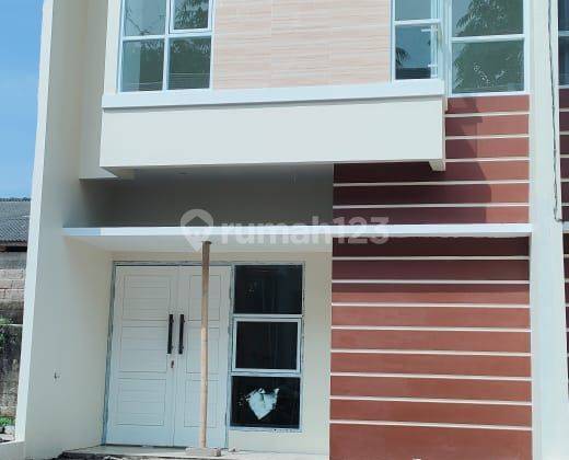 Rumah 2 Lantai Dalam Cluster Lingkungan Bsd Gading Serpong 2