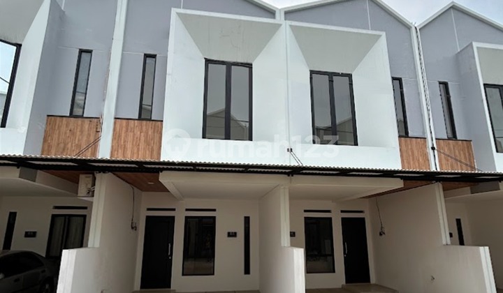 Rumah 2 Lantai di Cilodong Depok Lokasi di lalui Angkot