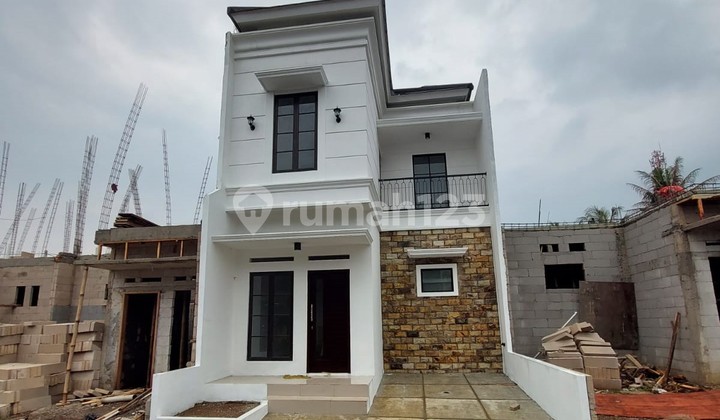 Rumah 2 Lantai Modern Klasir di Bogor cuma 13 Menit ke Tol BORR