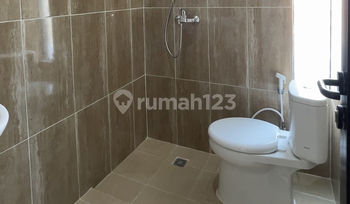 Rumah Siap Huni di Cibinong Tanah Luas Harga Murah