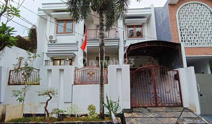 Rumah Pojok Disektor 9 2 Lantai Shm Bagus Siap Huni Semi Furnish 1