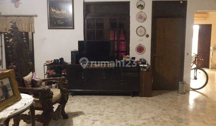 Rumah di Tebet Jakarta Selatan Tanah Besar 2 Lantai SHM Bagus Harga Murah  2