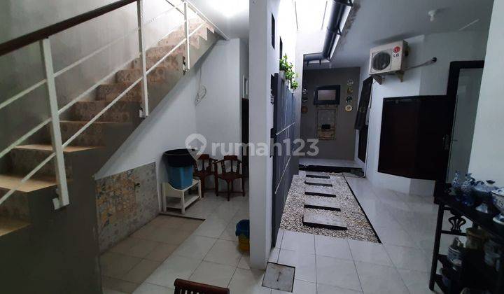 Rumah di Meruya Jakarta Barat 2 Lantai SHM Bagus Baru Renovasi total Harga Nego 2