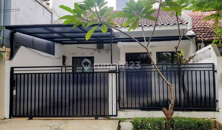 Rumah di Bintaro Sektor 5 SHM Bagus 1.5 Lantai Harga Murah 1