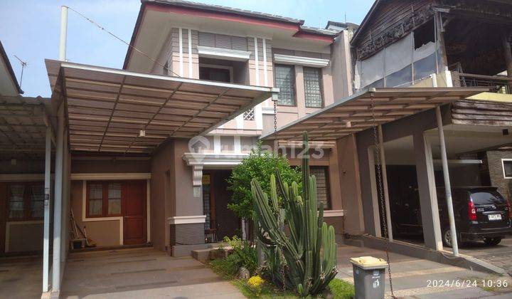 Rumah di BSD City Tangerang 2 Lantai SHM Bagus Siap Huni Carpot 3 Dalam Cluster Dekat Pintu Toll 2