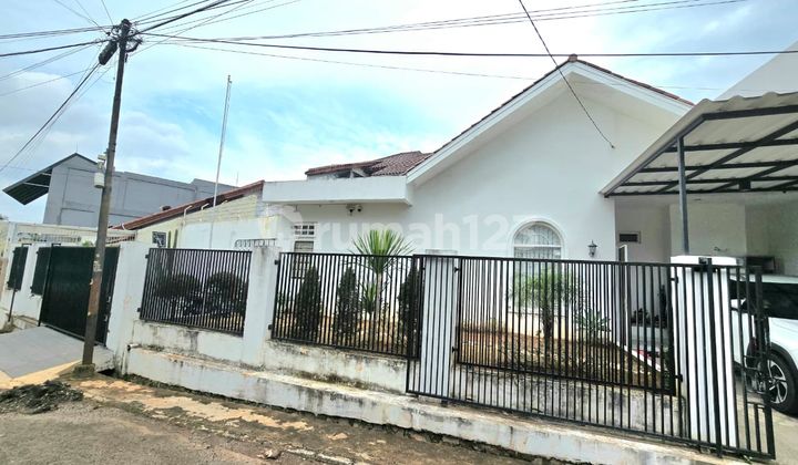 Rumah di Bintaro Sektor 1 Jakarta Selatan SHM Siap Huni Dalam Komplek Tanah Luas