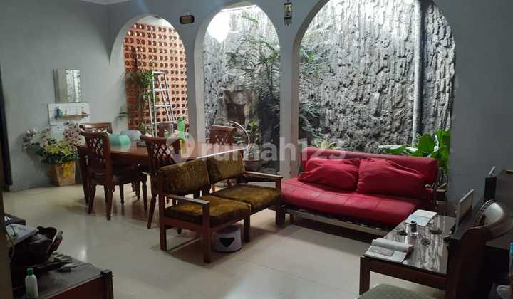 Rumah Hoek Dalam Komplek SHM di Sektor 1 Bintaro Jakarta Selatan Harga Murah 2