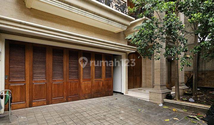 Rumah Mewah Siap Huni Semi Furnished Bagus Shm - Sertifikat Hak Milik Di Veteran Jakarta Selatan, Veteran 1