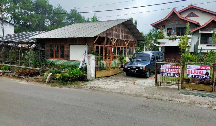 Rumah di Sersan Bajuri 2 Lantai SHM Timur Bagus 1