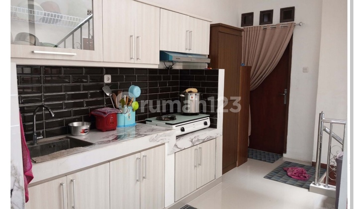 Ruko di Gatot Subroto SHM 92 m Bagus 2