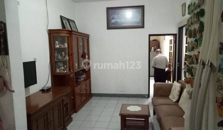 Rumah di Jalan Morce SHM Bagus Pusat kota Bandung  1