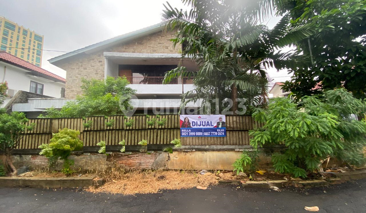 Affordable house in Tebet
