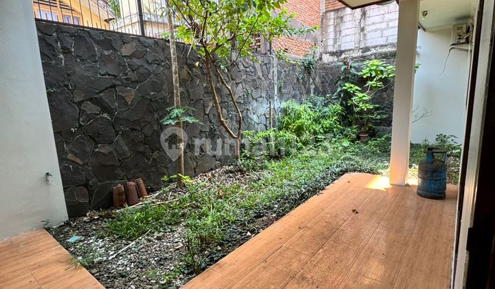 House for Rent, Bintaro