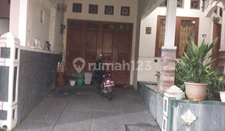 House for sale in Depok. 2