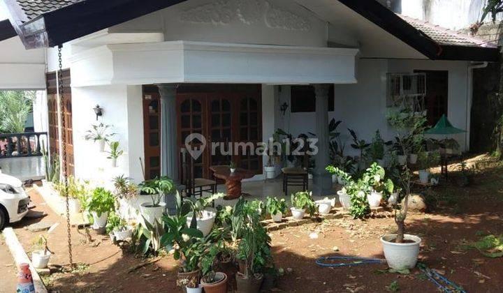 Rumah Bergaya Klasik Turun Harga Di Selatan Jakarta Cocok Untuk C 1