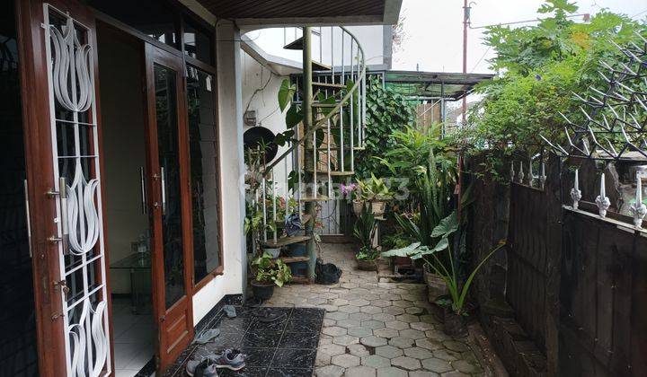 Rumah luas murah 2 lantai hook sukun  2