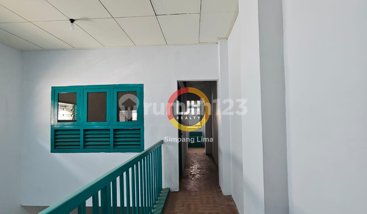 Ruko Disewakan di Kawasan Petudungan Area Ramai 2