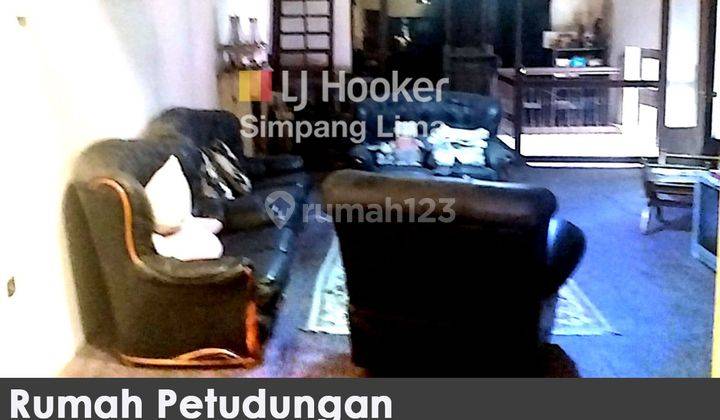 Rumah Cocok Untuk Usaha di Jalan Petudungan, Semarang 1