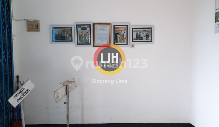 Disewakan Ruko Strategis di Pinggir Jalan Majapahit Kota Semarang 2