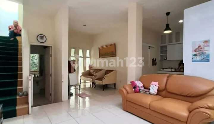 Rumah Bagus Dalam Cluster Akses Mudah Di Bintaro Sektor 9 Rumah Bagus Dalam Cluster Akses Mudah Di Bintaro Sektor 9